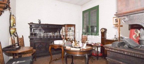 Villa de 5 dormitorios en Cavriago, Italy No. 273946 2