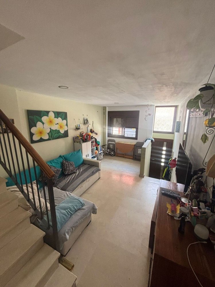 Casa de 2 dormitorios en La Línea de la Concepción, Spain No. 157677