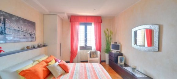 3 rooms Villa in Gardone Riviera, Italy No. 8012 41