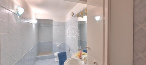 3 rooms Villa in Gardone Riviera, Italy No. 8012 23