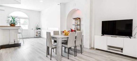 2-salle Appartement à Olginate, Italy No. 281662 19