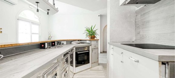 2-salle Appartement à Olginate, Italy No. 281662 24