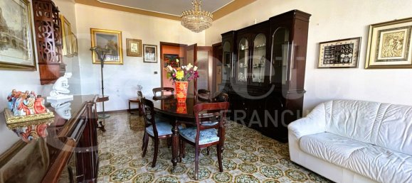 2 bedrooms Apartment in Messina, Italy No. 84390 7