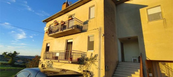 Apartamento T5 em Todi, Italy N.º 348327 3
