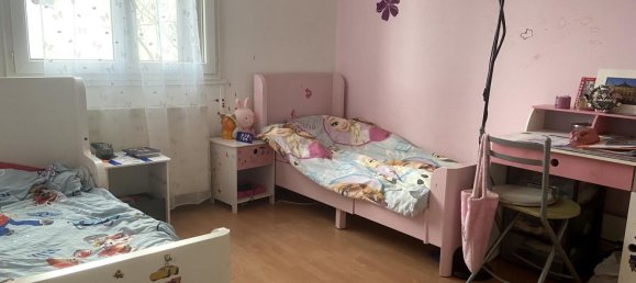 Casa de 4 dormitorios en Morangis, France No. 296340 10