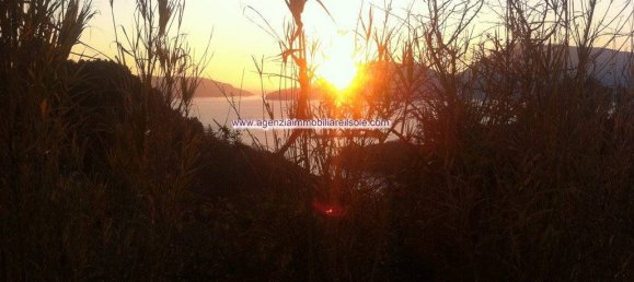 2 bedrooms Apartment in Massa, Italy No. 192981 10