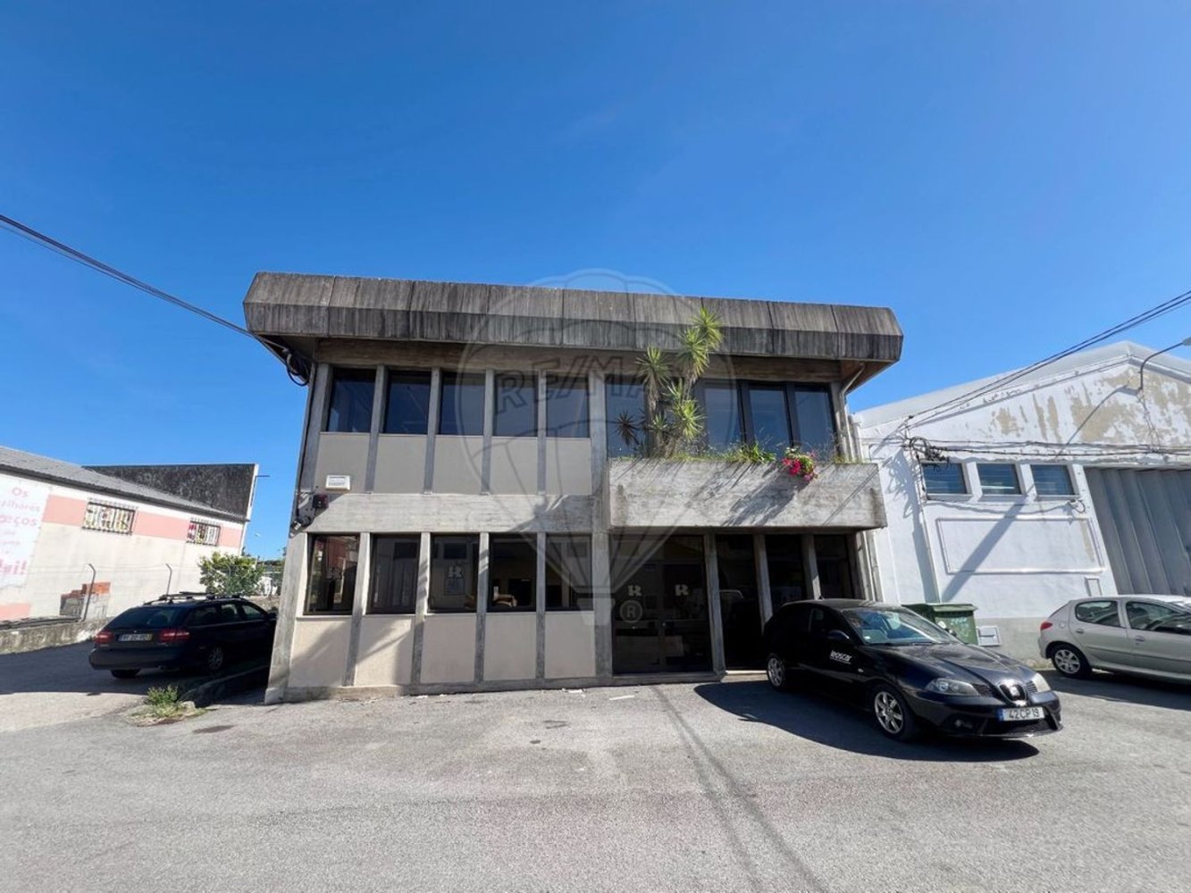 384m² Office in Coimbra, Portugal No. 54995