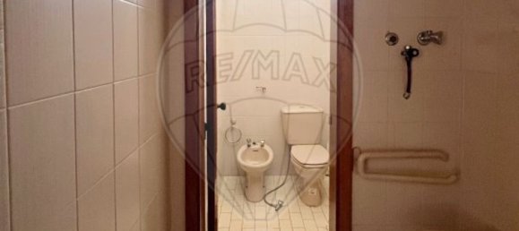 384m² Office in Coimbra, Portugal No. 54995 24