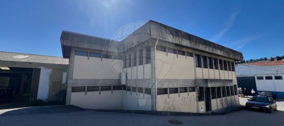 384m² Office in Coimbra, Portugal No. 54995 3