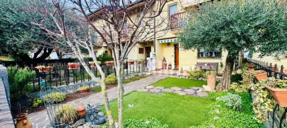 3 bedrooms House in Gorizia, Italy No. 158867 2