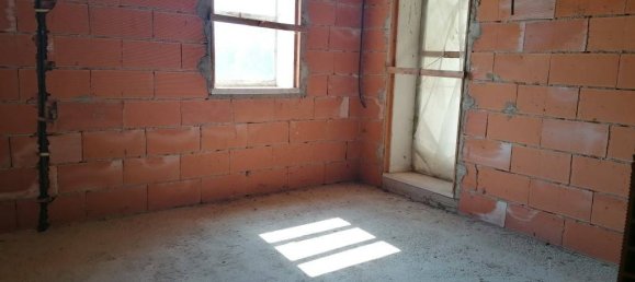 4 bedrooms Villa in Codevigo, Italy No. 370171 11