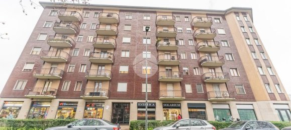 3-Zimmer Wohnung in Milan, Italy, Nr. 244391 3