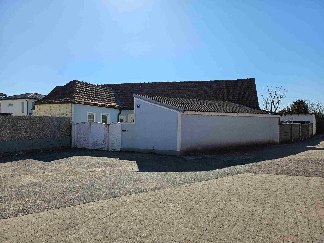  قطعة أرض في Zwentendorf an der Donau, Austria 1950متر مربع رقم 259975