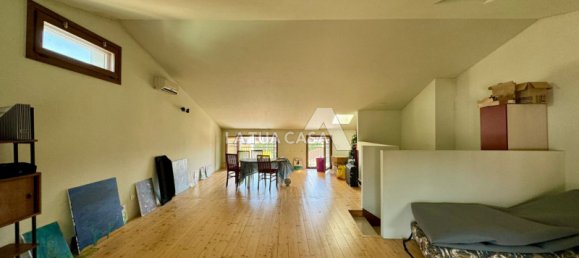 3 bedrooms House in Villafranca di Verona, Italy No. 151148 5