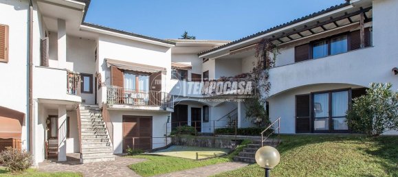 3 rooms Duplex in Appiano Gentile, Italy No. 63099 18