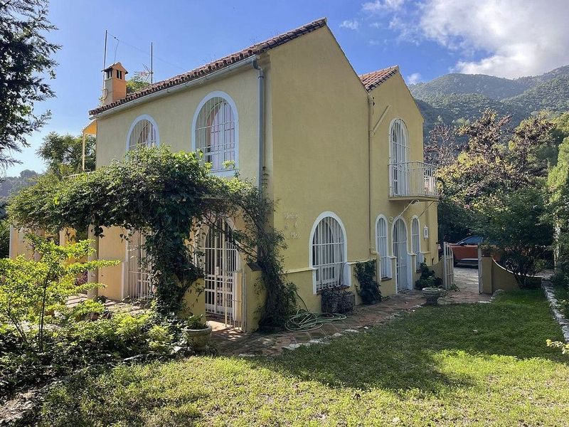 4 bedrooms House in Ojen, Spain No. 237022