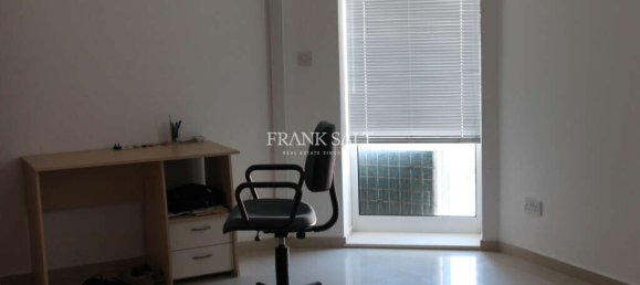 Apartamento T2 em Ta' Xbiex, Malta N.º 8679 6