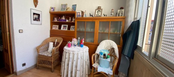 4 غرف نوم شقة في L'Hospitalet de Llobregat, Spain رقم 144412 32