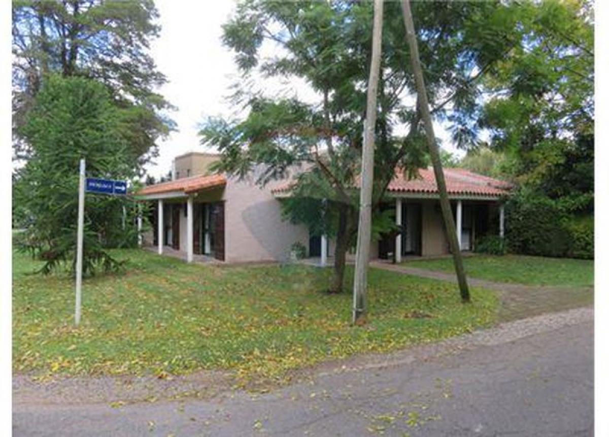 3 bedrooms House in Pilar, Argentina No. 61302