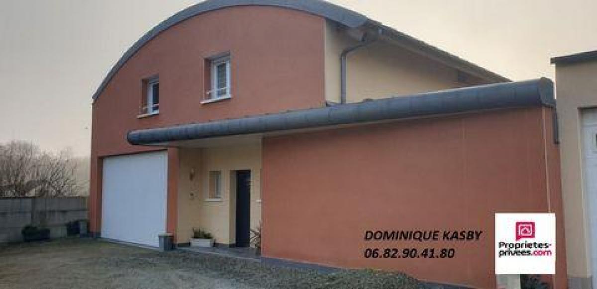 4 bedrooms House in Le Mans, France No. 28689