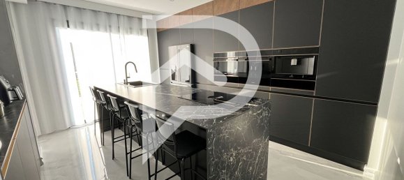 Casa de 5 dormitorios en Aulnay-sous-Bois, France No. 188084 2