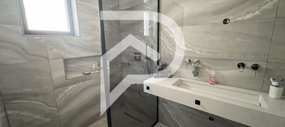 Casa de 5 dormitorios en Aulnay-sous-Bois, France No. 188084 13