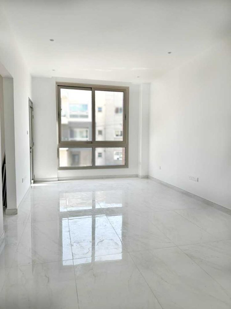 2 bedrooms Apartment in Germasogeia, Cyprus No. 8369