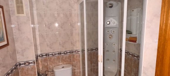 Apartamento de 3 dormitorios en Huesca, Spain No. 175875 27
