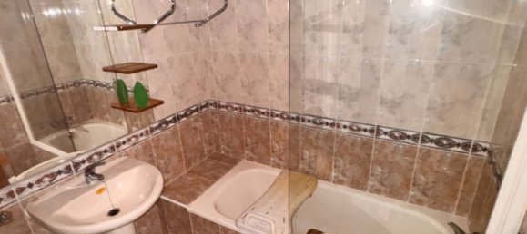 Apartamento de 3 dormitorios en Huesca, Spain No. 175875 18