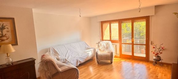 Apartamento de 3 dormitorios en Huesca, Spain No. 175875 11
