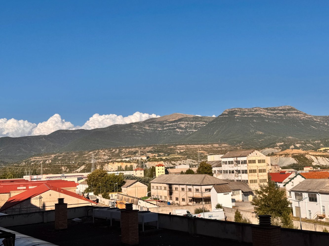 Apartamento de 3 dormitorios en Huesca, Spain No. 175875