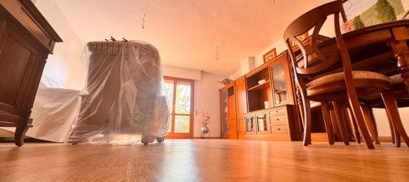 Apartamento de 3 dormitorios en Huesca, Spain No. 175875 12