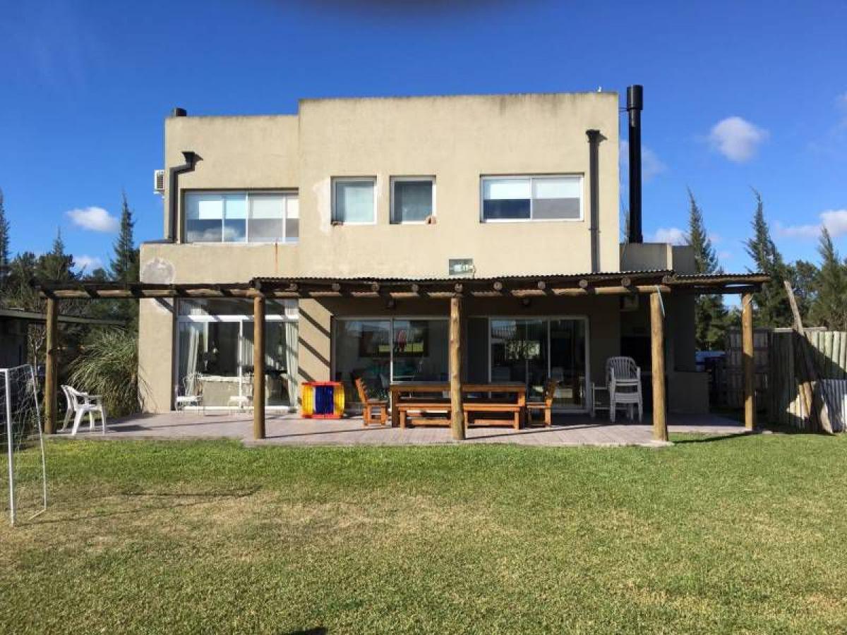 3 bedrooms House in Tigre, Argentina No. 4846