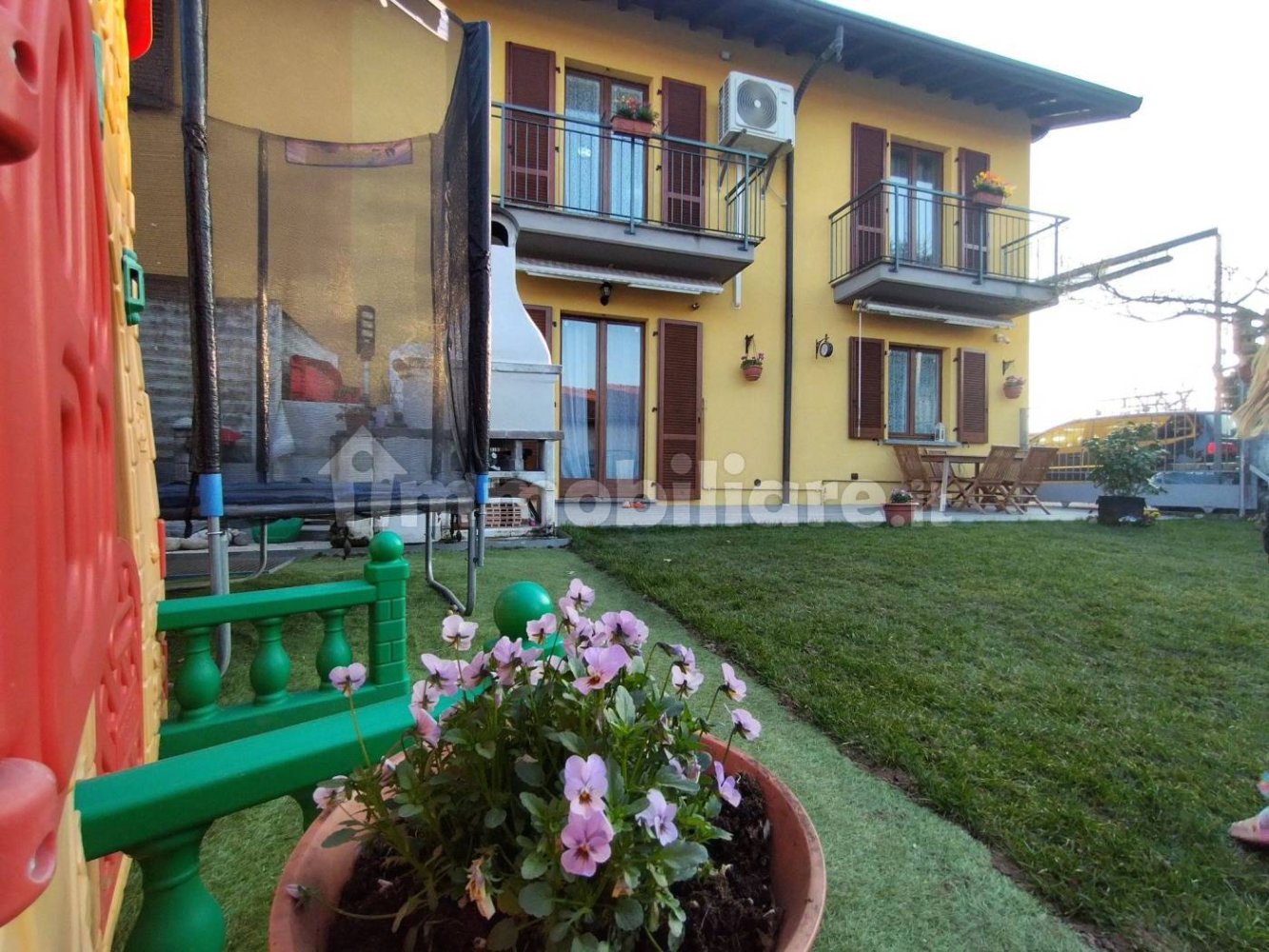 Вилла с 3 спальнями в Фино Морнаско, Италия № 250862