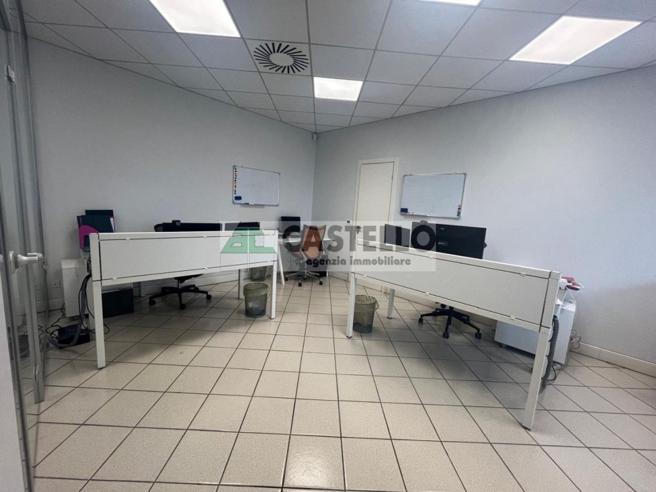 65m² Commercial property in Cadoneghe, Italy No. 333106