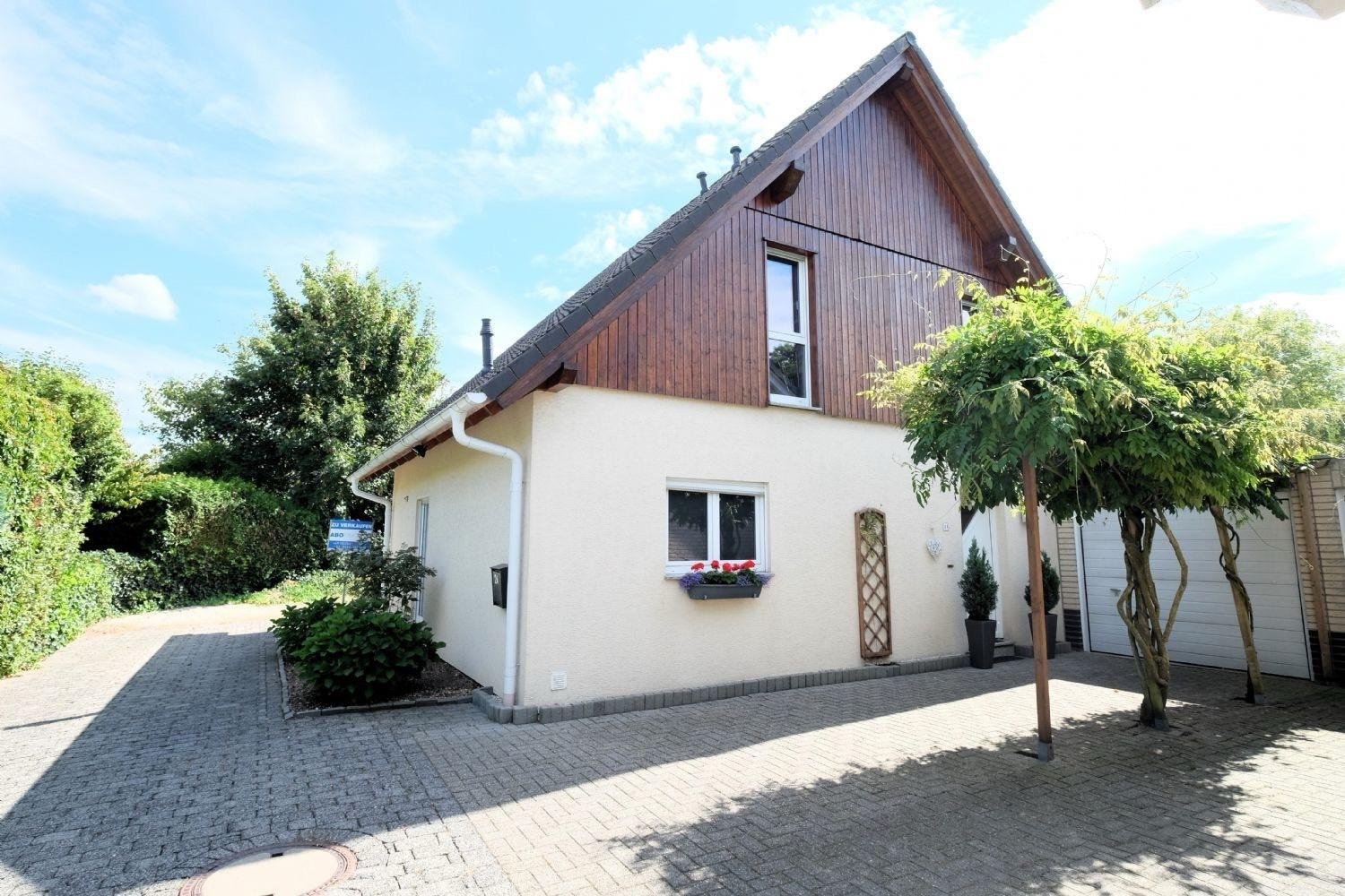 Casa de 3 dormitorios en Kleve, Germany No. 293888