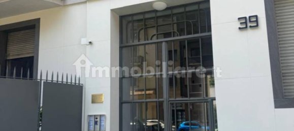 1 Schlafzimmer Wohnung in Milan, Italy, Nr. 304696 2