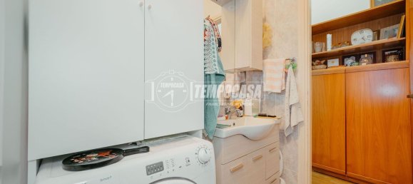 Apartamento de 2 habitaciónes en Vigevano, Italy No. 232240 2
