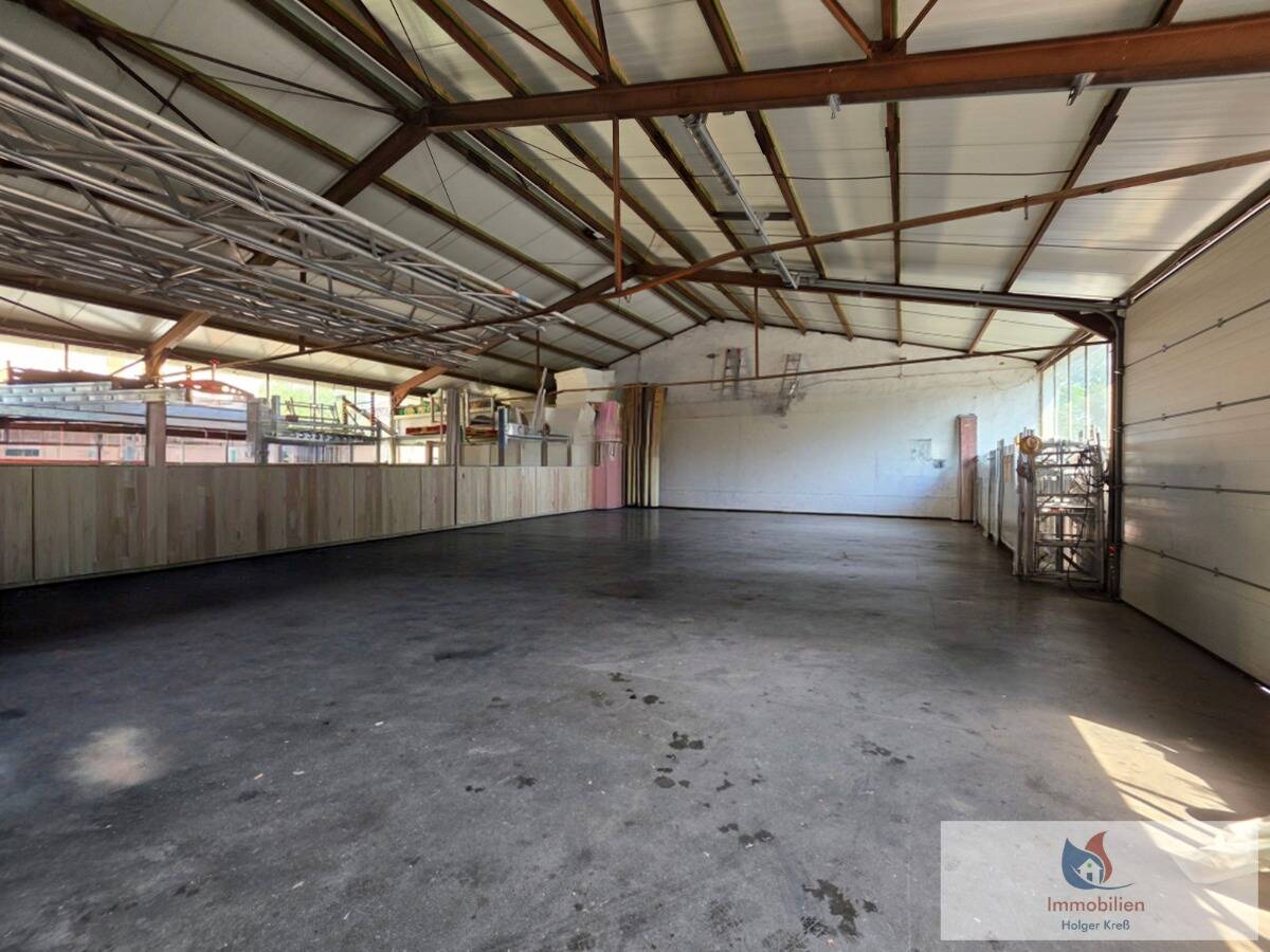 Propiedad comercial en Main-Kinzig, Germany 413 m² No. 284285