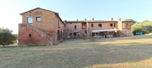 20 rooms House in Siena, Italy No. 196606 11