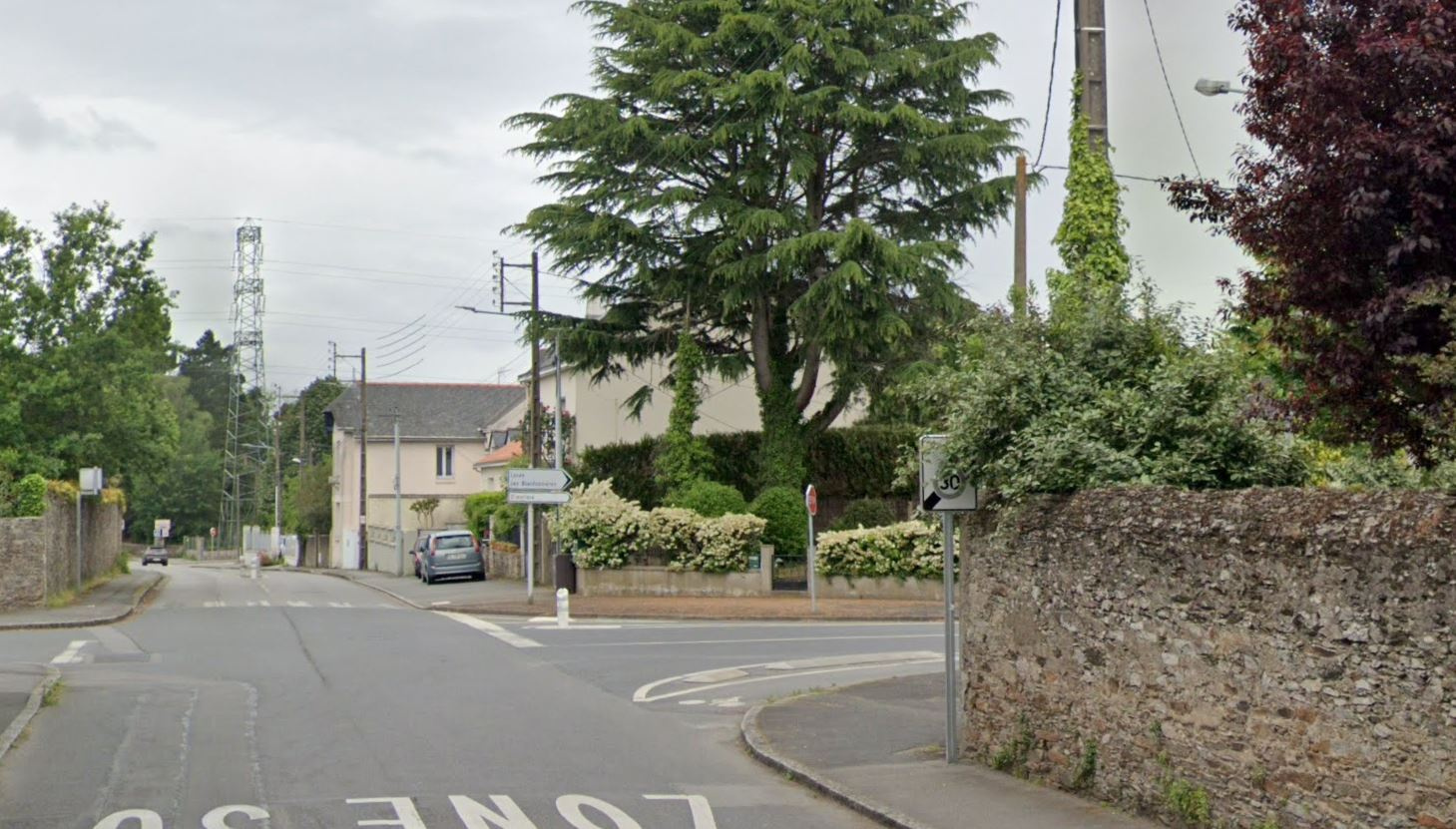  Garage in Vertou, France No. 283144