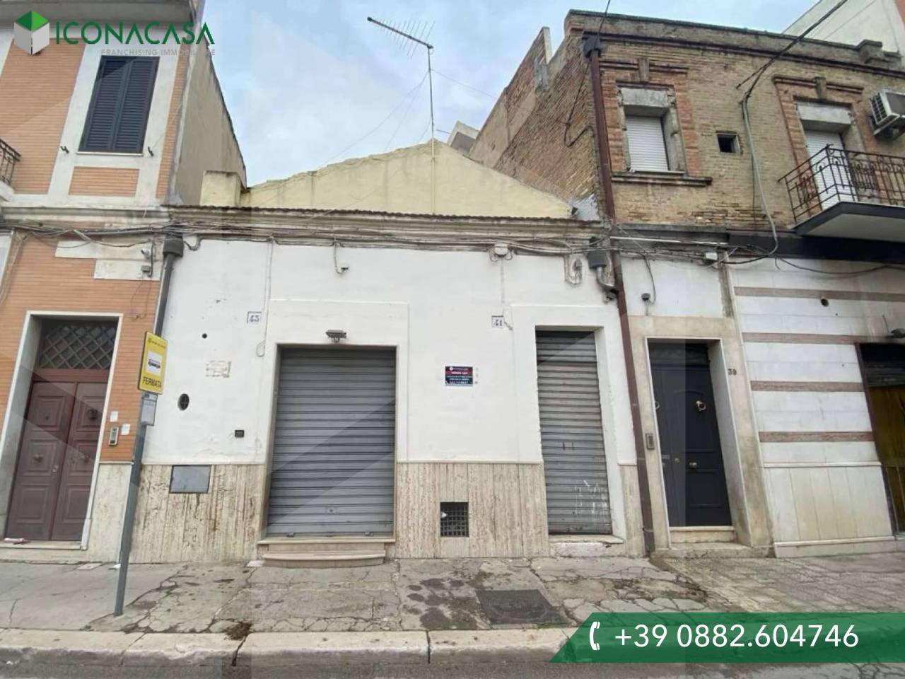 2-Zimmer Gewerbliche Immobilie in San Severo, Italy, Nr. 31372