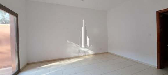 Вилла с 4 спальнями в Abu Dhabi Gate City, ОАЭ № 39977 10