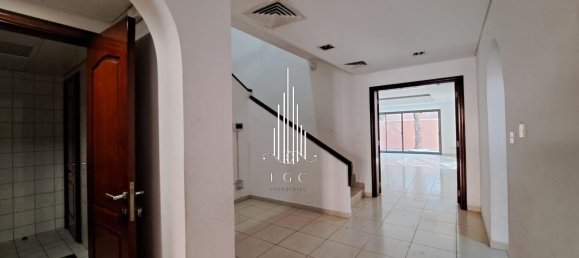 Вилла с 4 спальнями в Abu Dhabi Gate City, ОАЭ № 39977 18