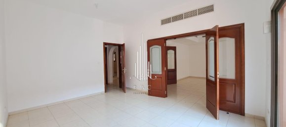 Вилла с 4 спальнями в Abu Dhabi Gate City, ОАЭ № 39977 23