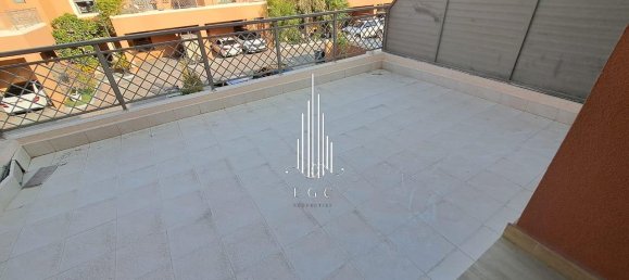 Вилла с 4 спальнями в Abu Dhabi Gate City, ОАЭ № 39977 4