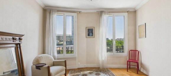 1 bedroom Apartment in Issy-les-Moulineaux, France No. 324195 2