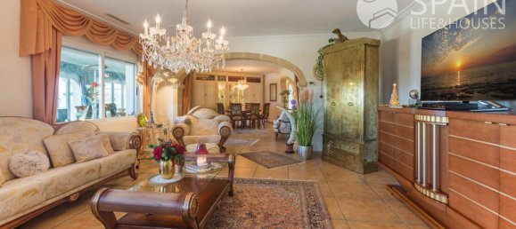 7 rooms Villa in Alicante, Spain No. 55030 32