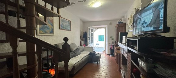 3 rooms Duplex in Rosignano Marittimo, Italy No. 51084 3