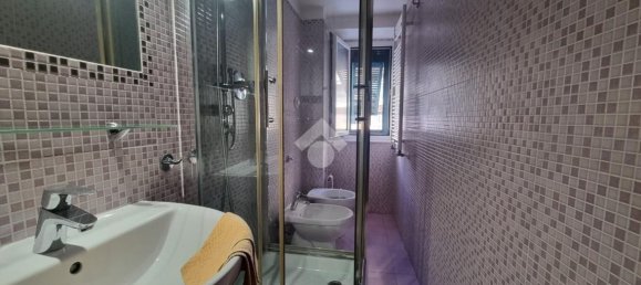 2-salle Appartement à Genoa, Italy No. 108528 16